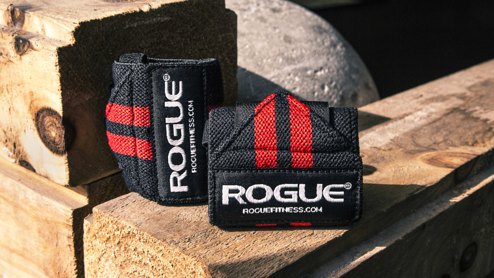 Rogue Wrist Wraps Black/Red Rogue USA